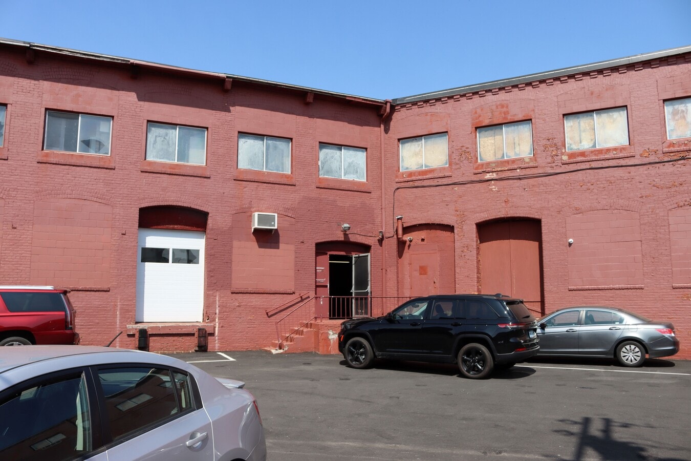 25 Esten Ave, Pawtucket, RI 02860