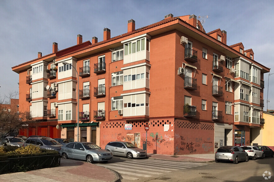 Calle Paz, 47, Fuenlabrada, Madrid for lease - Primary Photo - Image 1 of 2