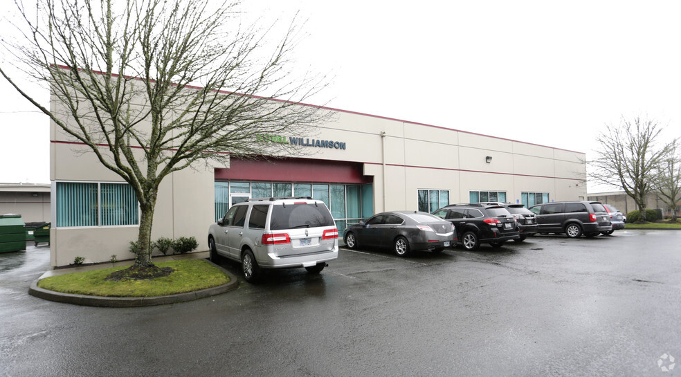 14200 SE 98th Ct, Clackamas, OR for lease - Building Photo - Image 2 of 22