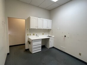 151 W Washington Ave, Washington, NJ for lease Interior Photo- Image 1 of 4