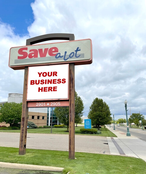 2905 Mahoning Rd NE, Canton, OH for lease - Building Photo - Image 2 of 4