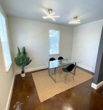 727 W Hargett St, Raleigh, NC for lease Interior Photo- Image 2 of 5