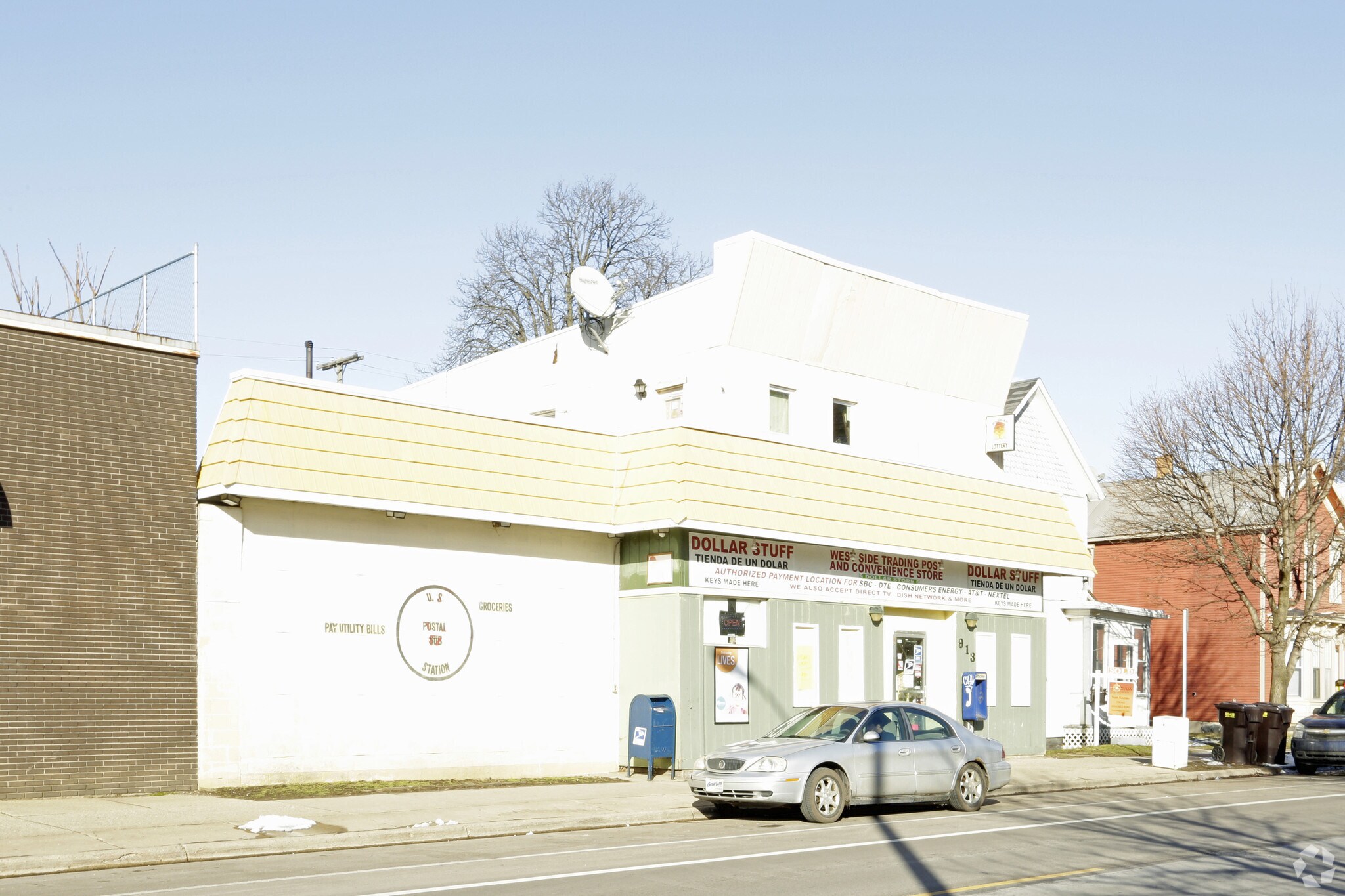 913 Bridge St NW, Grand Rapids, MI for sale Primary Photo- Image 1 of 1