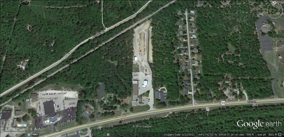 1690 E US 23, East Tawas, MI for sale - Primary Photo - Image 1 of 1