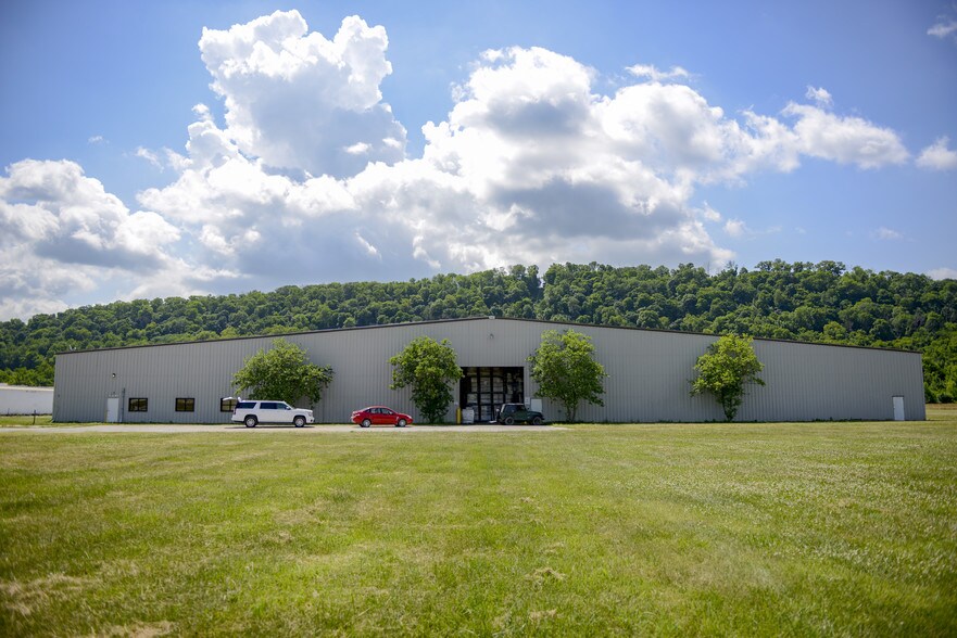 3356 US Highway 42 E, Carrollton, KY for sale - Building Photo - Image 1 of 1