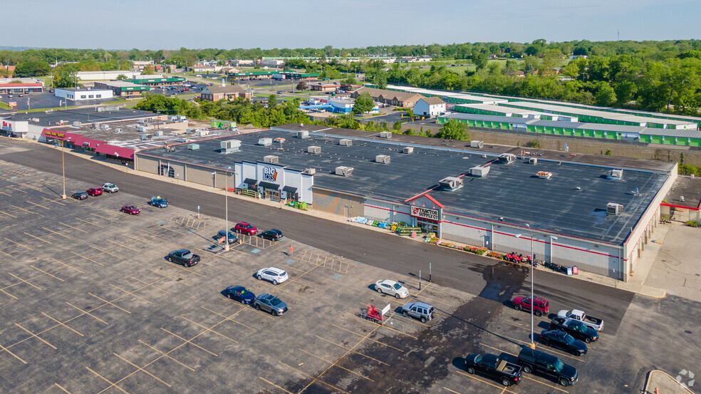 4541-4601 Roosevelt Blvd, Middletown, OH for lease - Aerial - Image 2 of 3