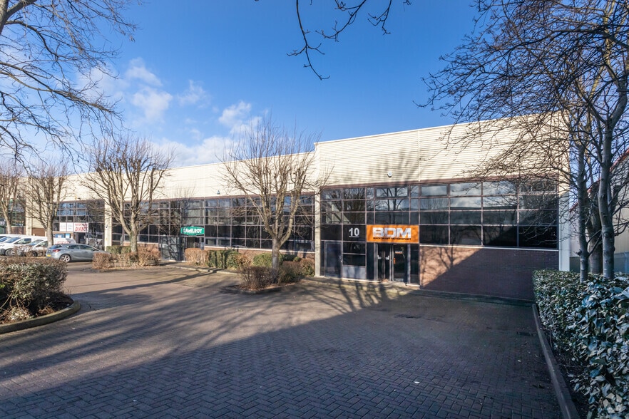 Third Ave, Milton Keynes for lease - Building Photo - Image 3 of 4