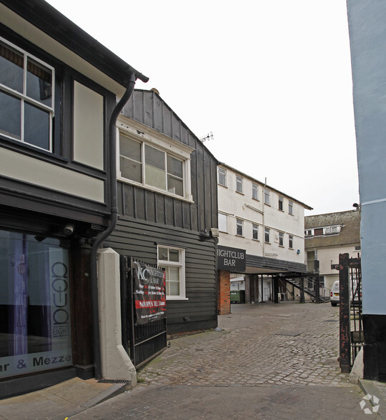 10 Cornhill, Ipswich for lease - Building Photo - Image 2 of 3