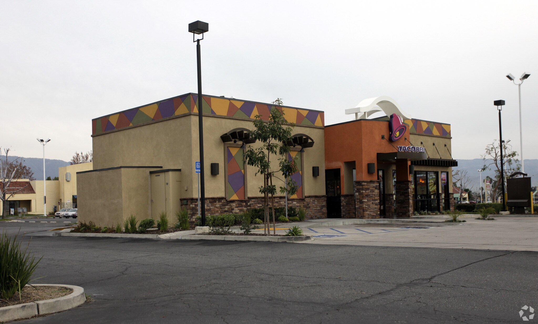 128300 W Base Line Rd, Rialto, CA 92376 Rialto Shopping Center