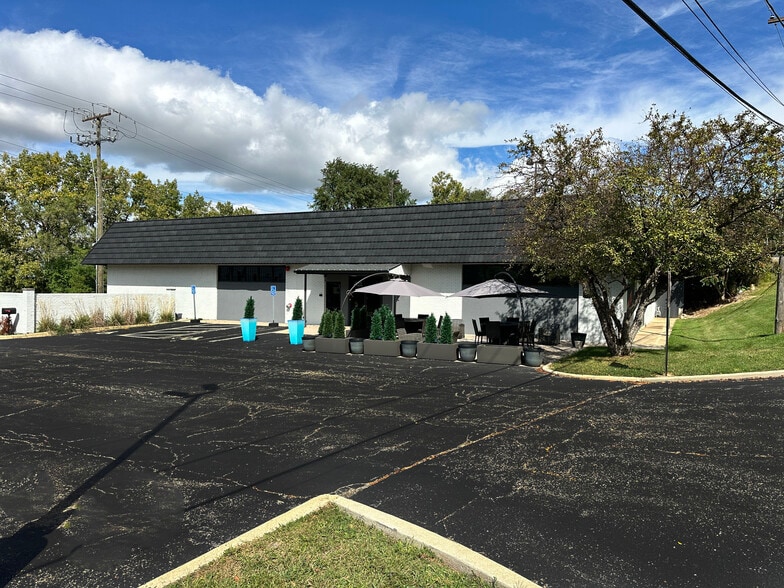 423 N State St, Lockport, IL for sale - Building Photo - Image 2 of 8