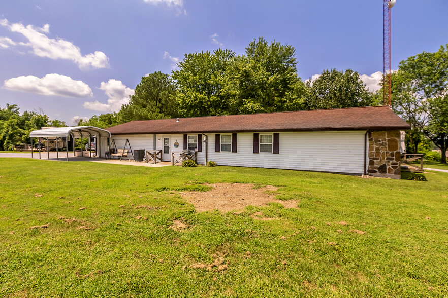 1761 Marina Rd, Murphysboro, IL for sale - Building Photo - Image 2 of 30