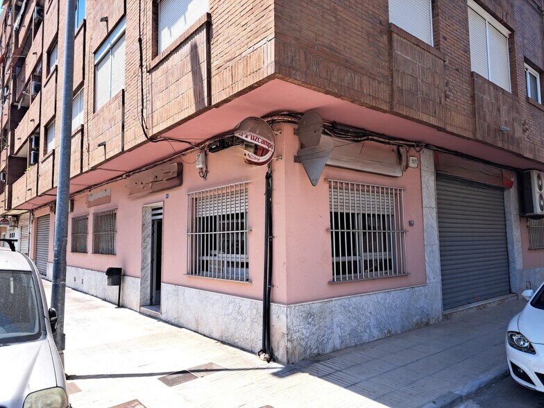 Retail in Alzira for sale - Building Photo - Image 2 of 23