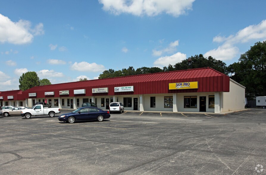 7710-7722 Lima Rd, Fort Wayne, IN for sale - Primary Photo - Image 1 of 1