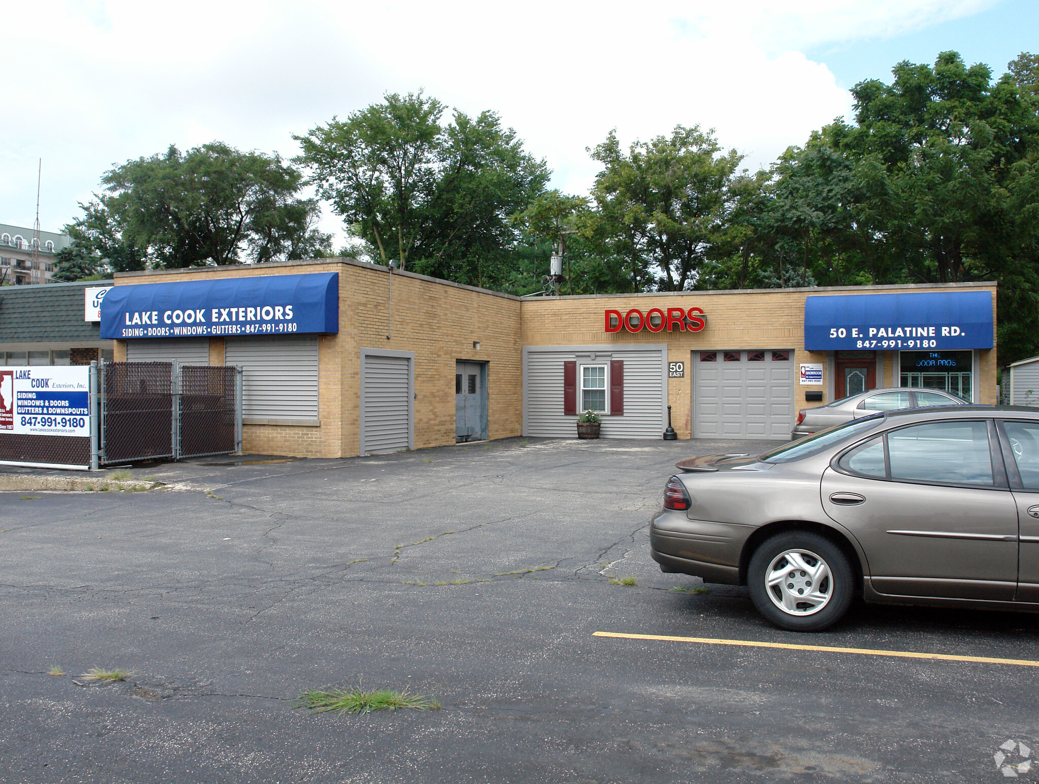 50 E Palatine Rd, Palatine, IL for lease Primary Photo- Image 1 of 5