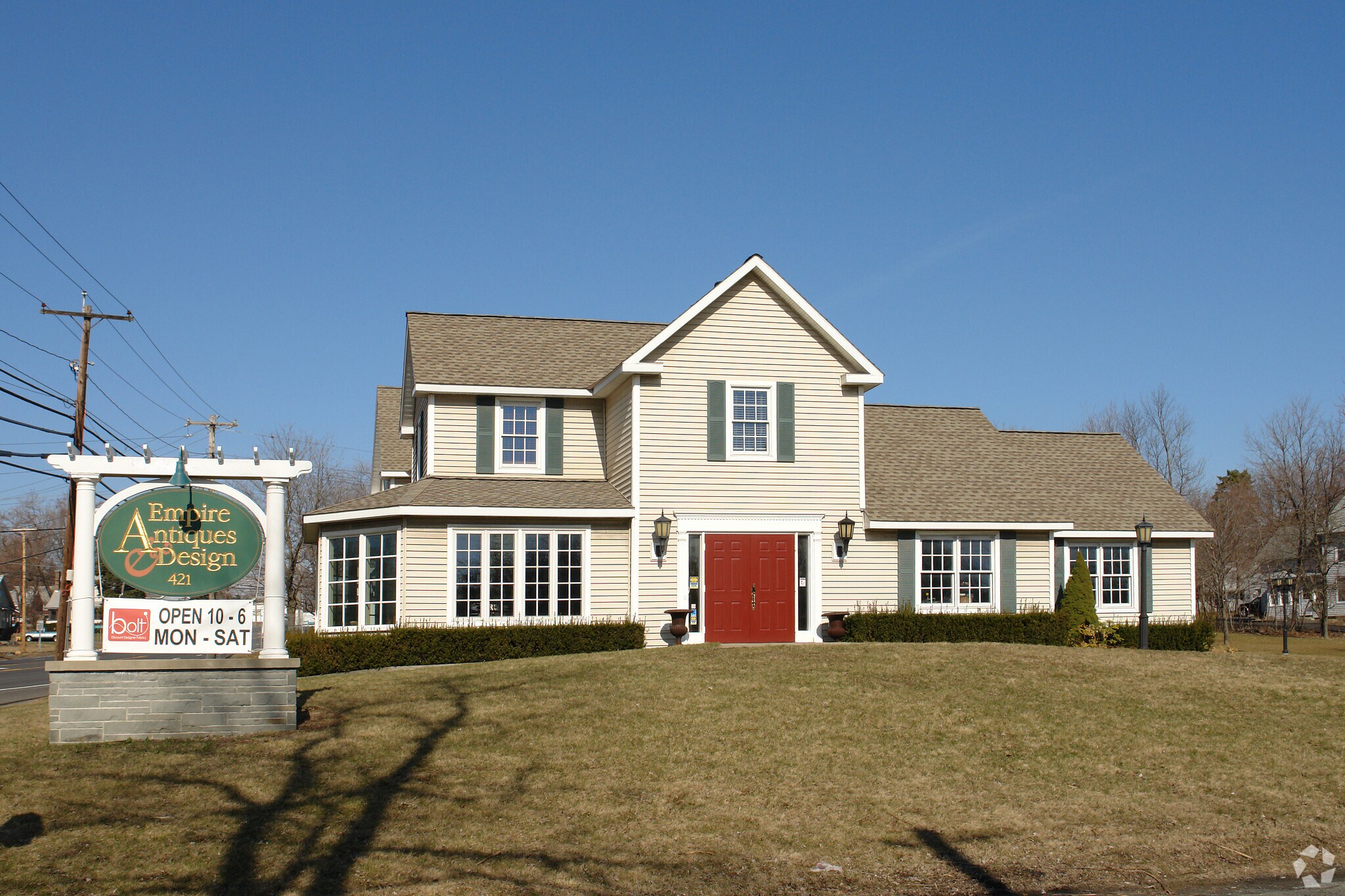 421 Troy Schenectady Rd, Latham, NY for sale Primary Photo- Image 1 of 1