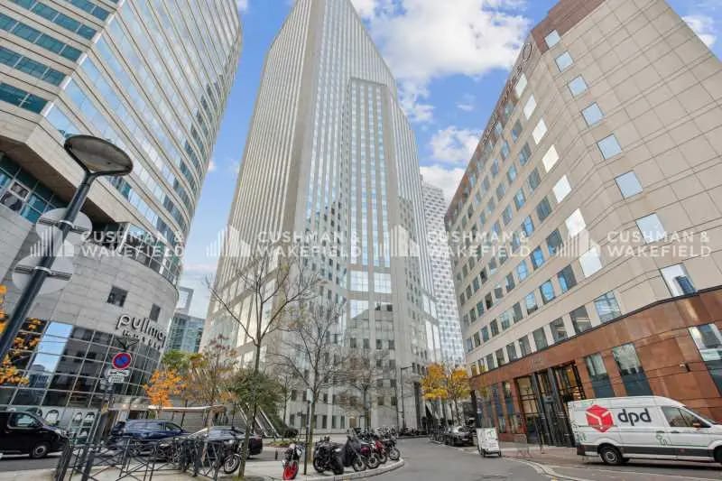 9-17 Allee De L'Arche, Courbevoie for lease - Building Photo - Image 2 of 30