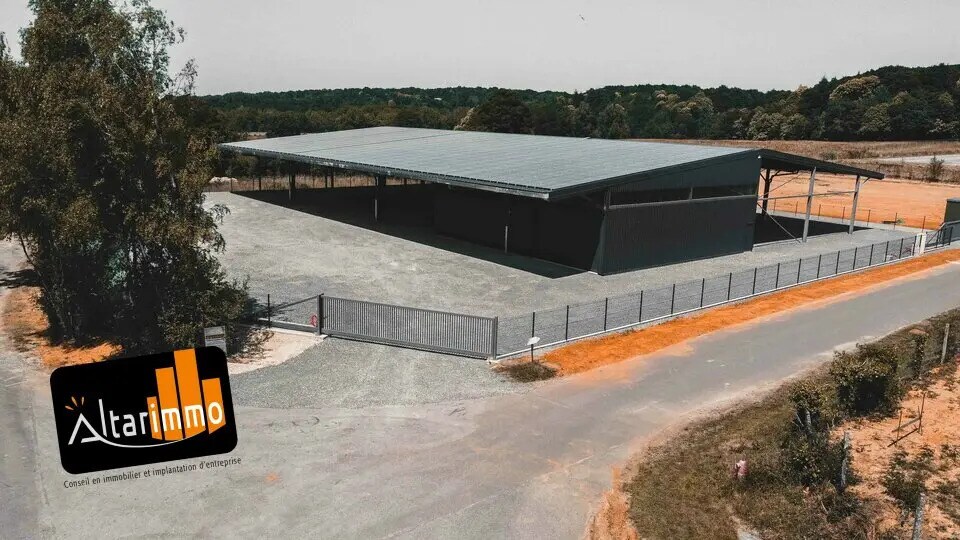 Flex in Authon-du-Perche for lease - Building Photo - Image 2 of 4