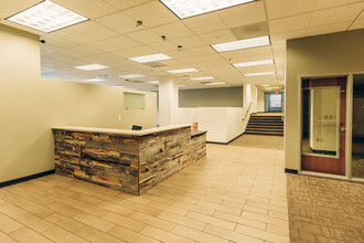 625 SW Broadway St, Portland, OR for lease Lobby- Image 1 of 6