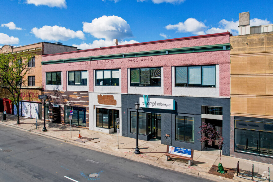 2908-2916 Hennepin Ave, Minneapolis, MN for lease - Building Photo - Image 1 of 5