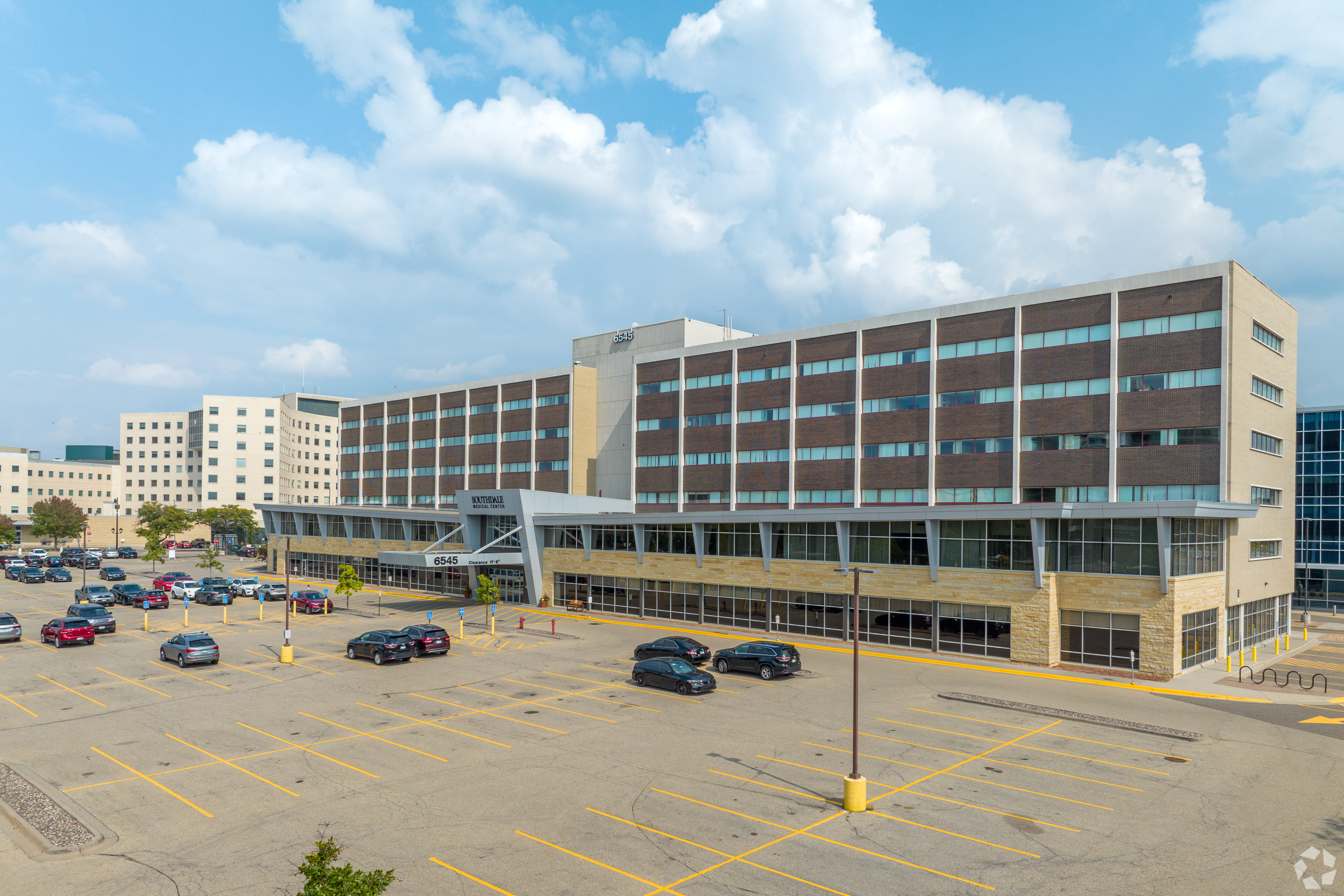 Furniture retailer West Elm signs lease for store in North Loop of  Minneapolis - Minneapolis / St. Paul Business Journal