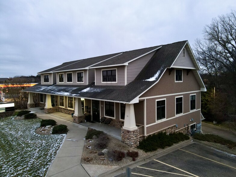 2801-2809 Cliff Rd E, Burnsville, MN for sale - Primary Photo - Image 1 of 1