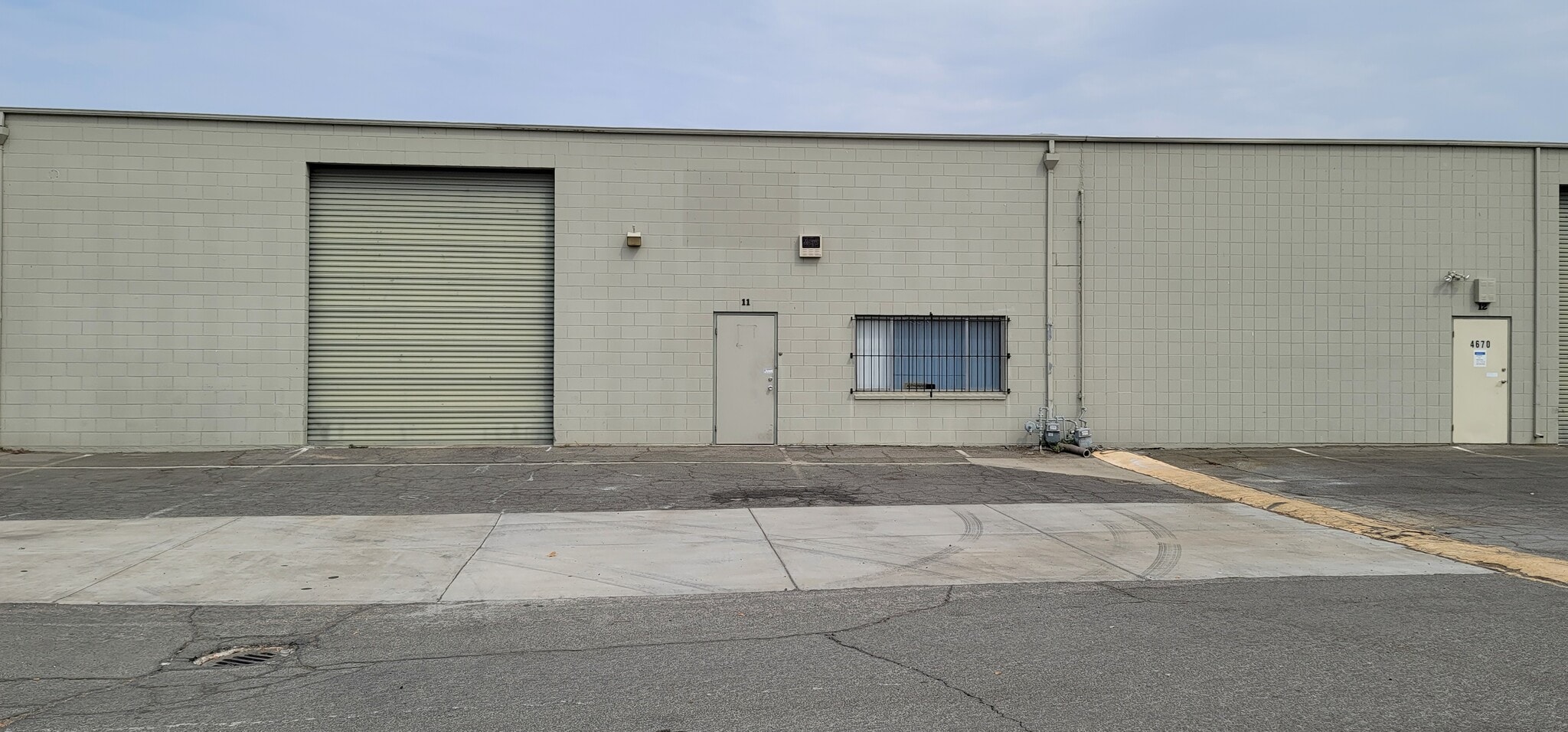 4674 E Waterloo Rd, Stockton, CA for lease Building Photo- Image 1 of 3