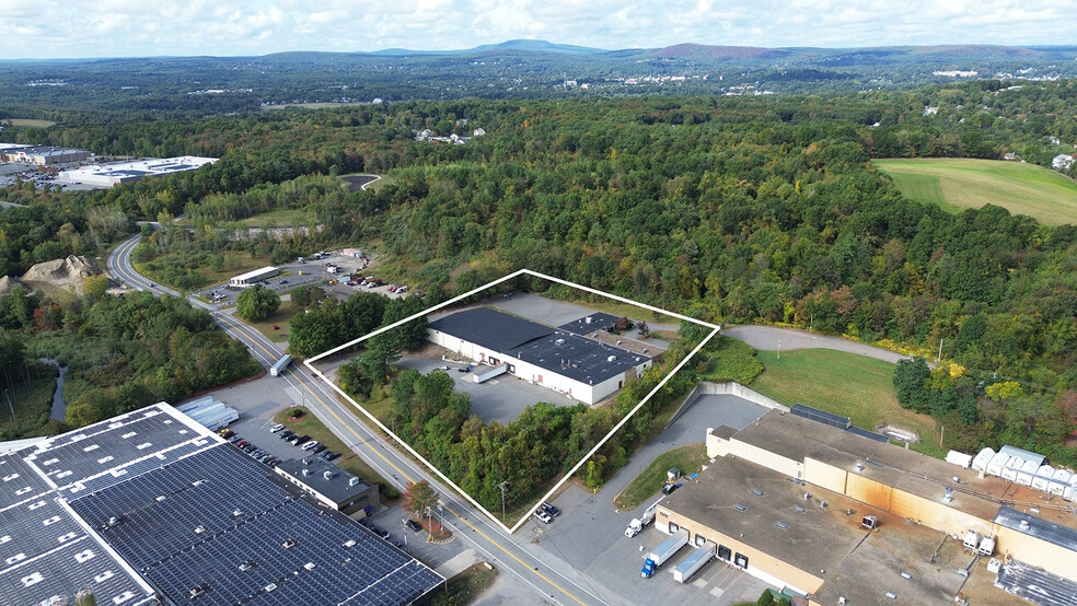 154 Pioneer Dr, Leominster, MA for lease - Building Photo - Image 1 of 17