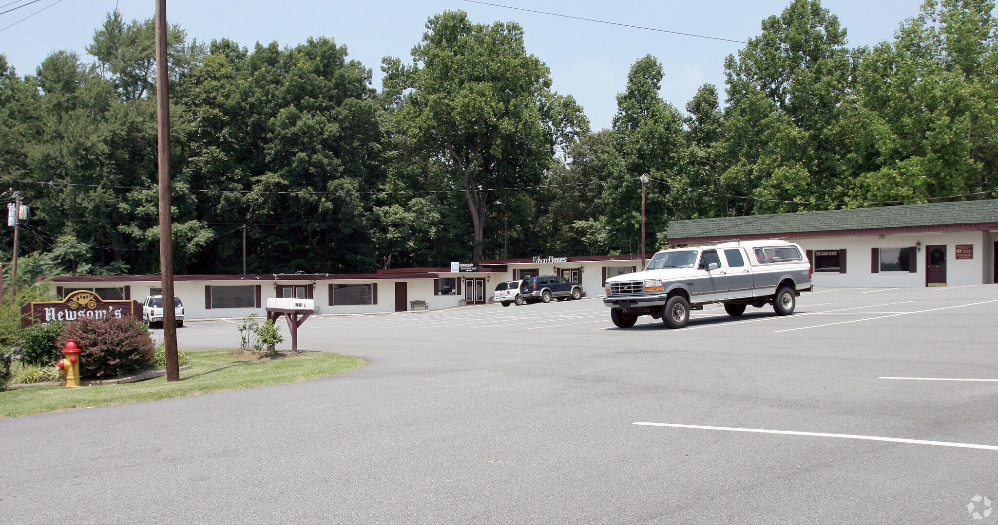 11212 Old US 52 Hwy, Winston-Salem, NC for sale Primary Photo- Image 1 of 1