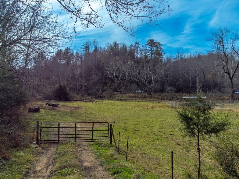 00 Belleview Rd, Franklin, NC for sale - Building Photo - Image 2 of 6