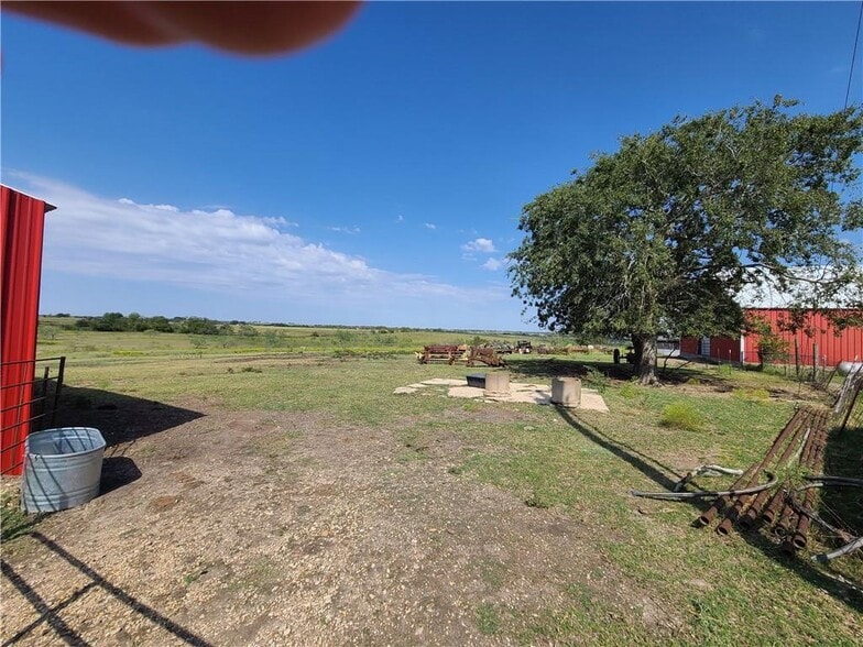 609 County Road 420, Taylor, TX for sale - Building Photo - Image 3 of 21