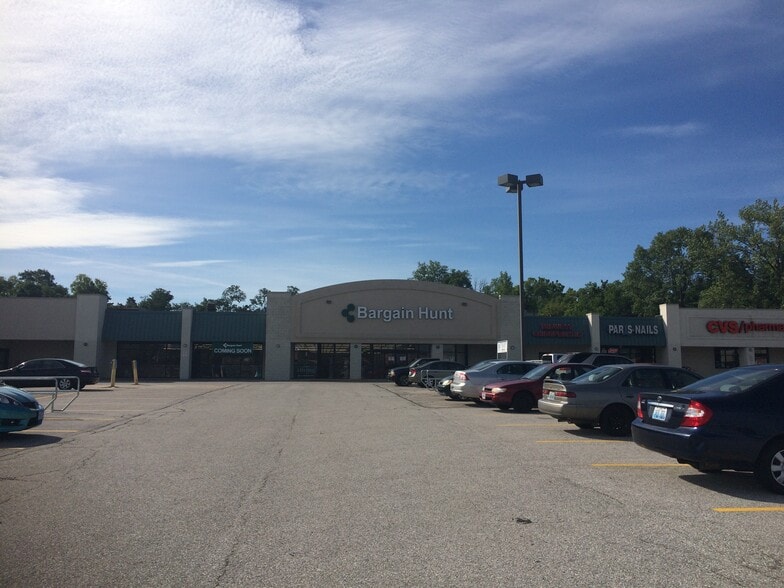 3135-3159 Dixie Hwy, Erlanger, KY for lease - Building Photo - Image 2 of 15