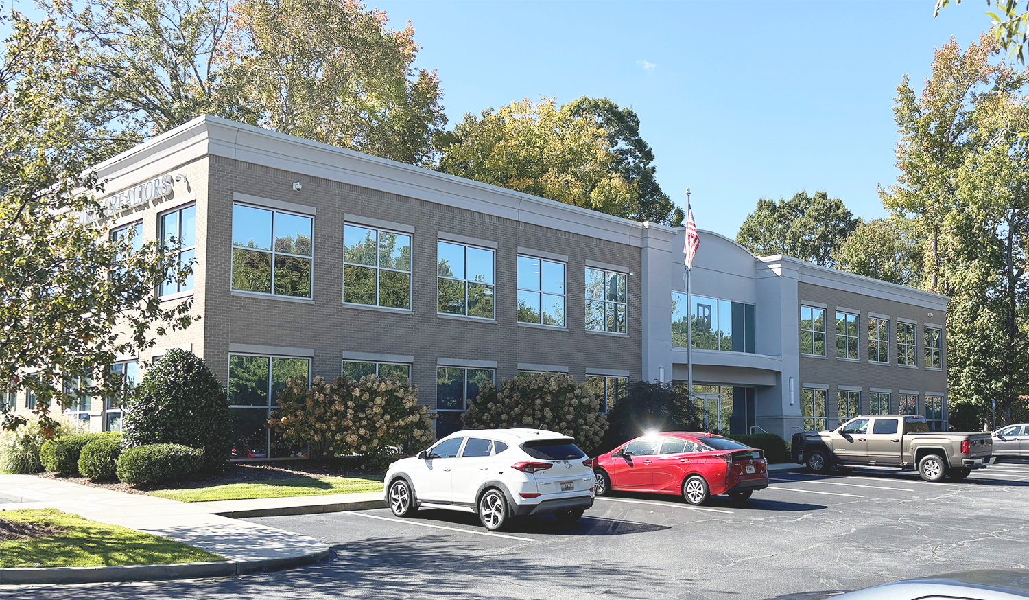 6065 Barfield Rd NE, Atlanta, GA for lease Building Photo- Image 1 of 6