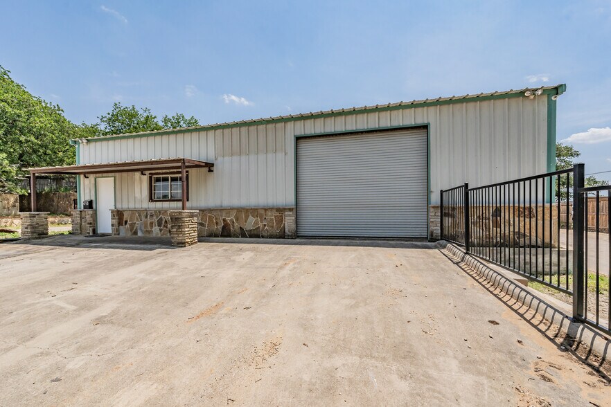 4750 Ray White Rd, Fort Worth, TX 76244