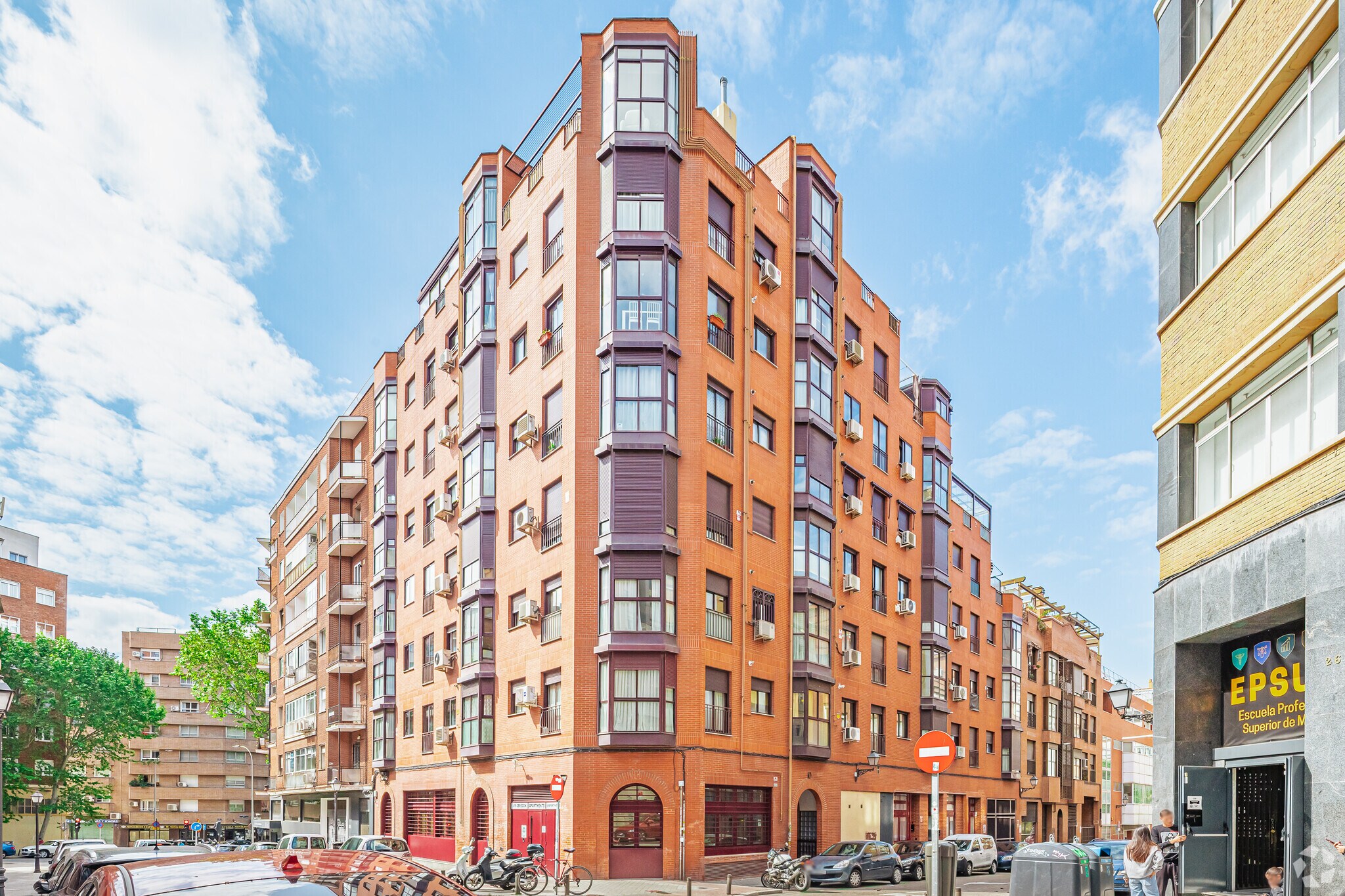 Calle Cardenal Solís, 10, Madrid, Madrid for sale Primary Photo- Image 1 of 1