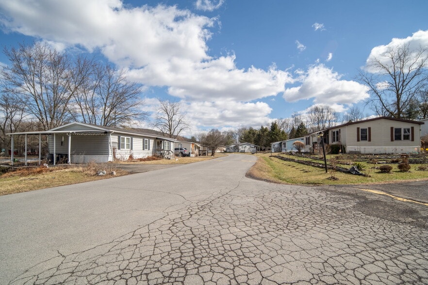 Graduate Drive, Ithaca, NY for sale - Primary Photo - Image 1 of 25