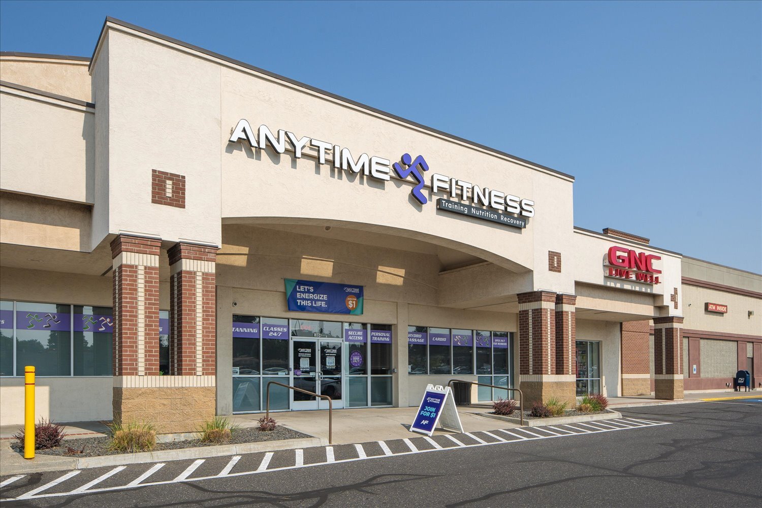 1802-1810 W Francis Ave, Spokane, WA for sale Primary Photo- Image 1 of 2