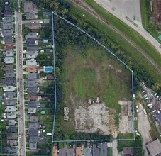 16 Mitchell St, St. Catharines, ON - AERIAL  map view