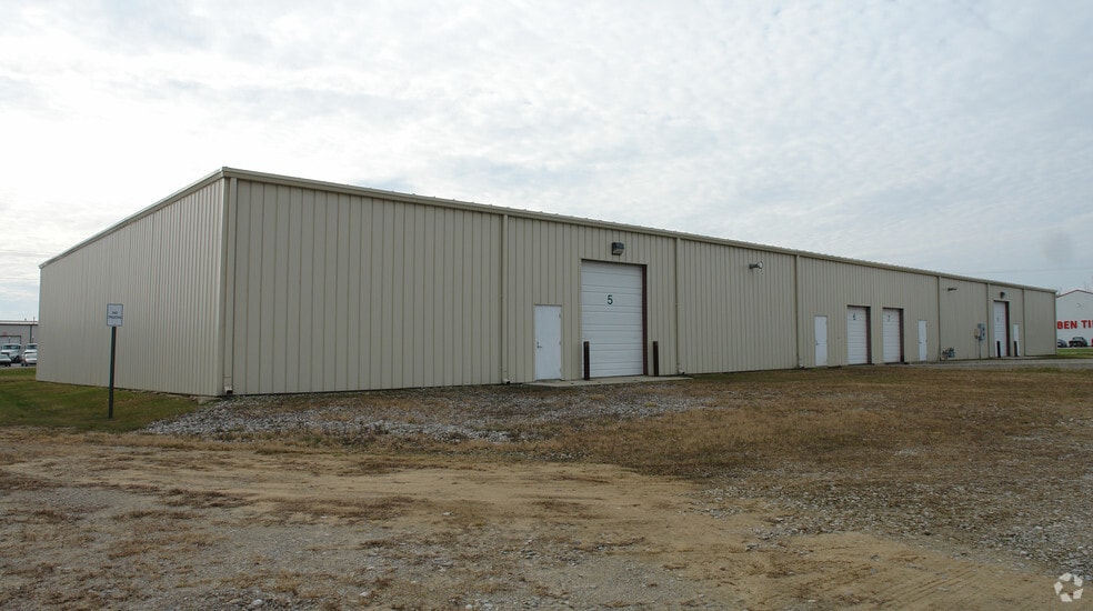 2112 Jim Neu Dr, Plymouth, IN for lease - Building Photo - Image 2 of 3