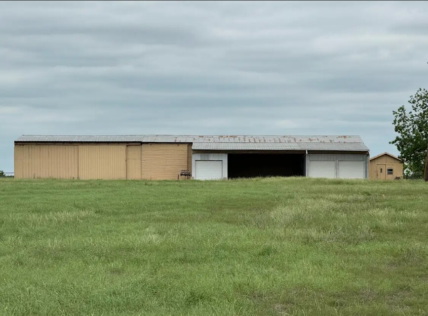 21000 Cameron Rd, Coupland, TX for sale Building Photo- Image 1 of 1