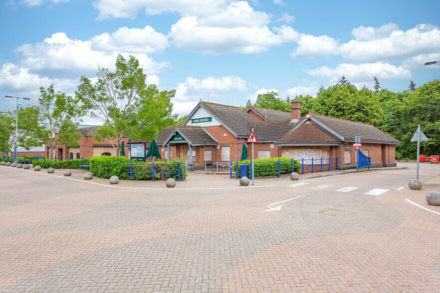 Knights Way, Tunbridge Wells, TN2 3UW Knights Park