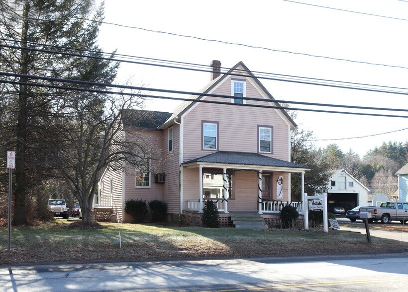 111 West St, Simsbury, CT 06070 Retail for Sale