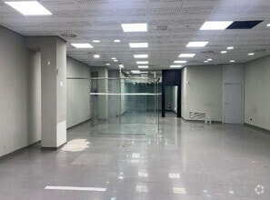 Calle Cerro Minguete, 14, Madrid, Madrid for lease Interior Photo- Image 2 of 7