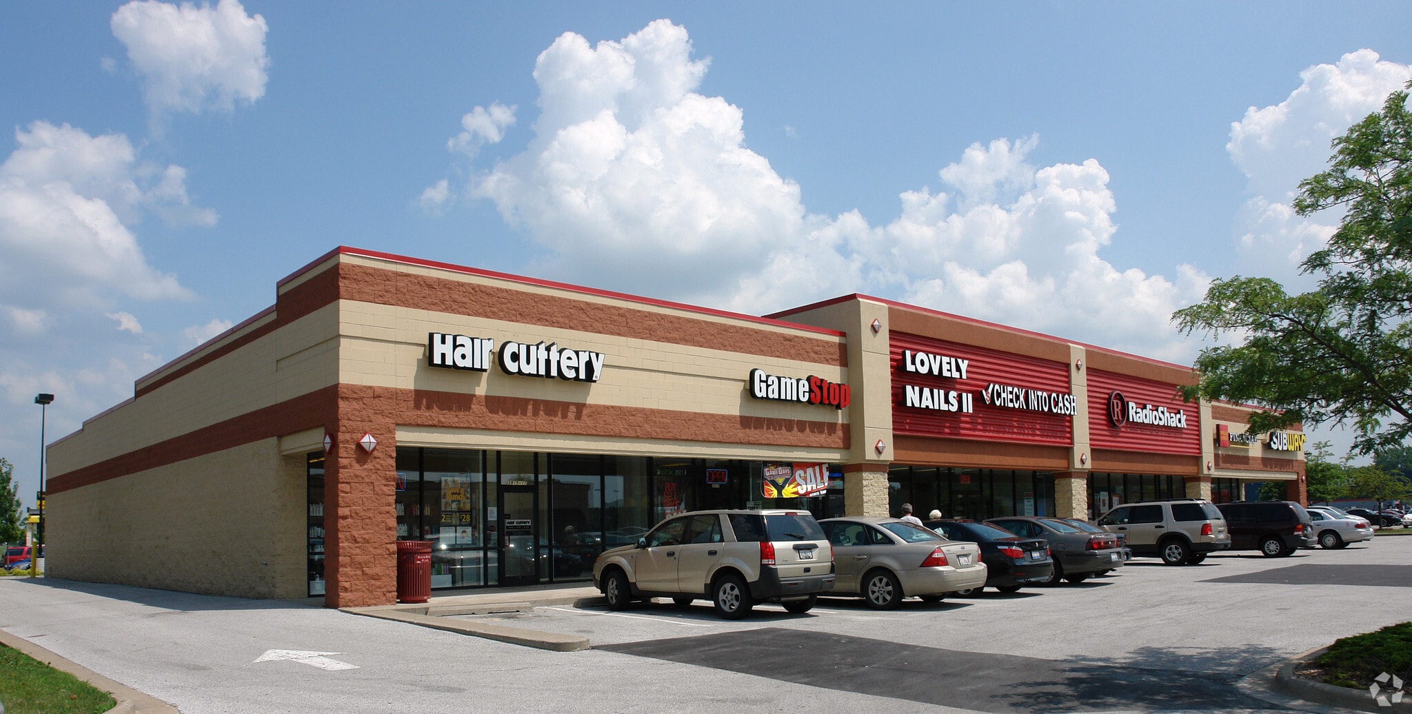 3820-3900 44th Ave, Moline, IL for lease Building Photo- Image 1 of 9