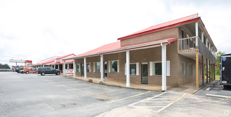 3737-3757 Kings Hwy, Douglasville, GA for lease - Building Photo - Image 1 of 5