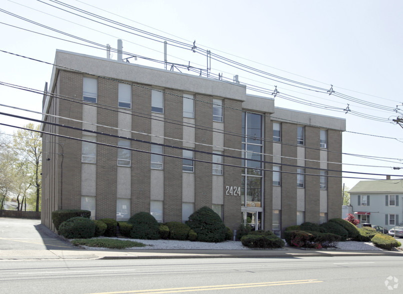 2424 Morris Ave, Union, NJ for lease - Primary Photo - Image 1 of 3