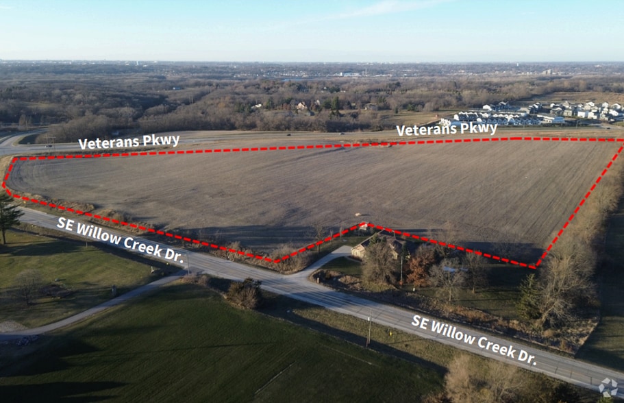 765-825 SE Willow Creek Dr, West Des Moines, IA for sale - Building Photo - Image 2 of 4