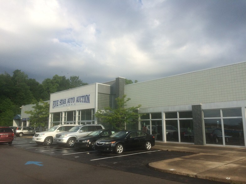 93 Sharon Rd, Greenville, PA, 16125 Auto Dealership