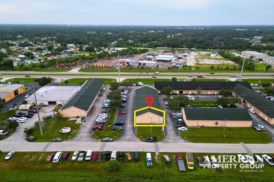 19800 Veterans Blvd, Port Charlotte, FL for sale - Building Photo - Image 2 of 6