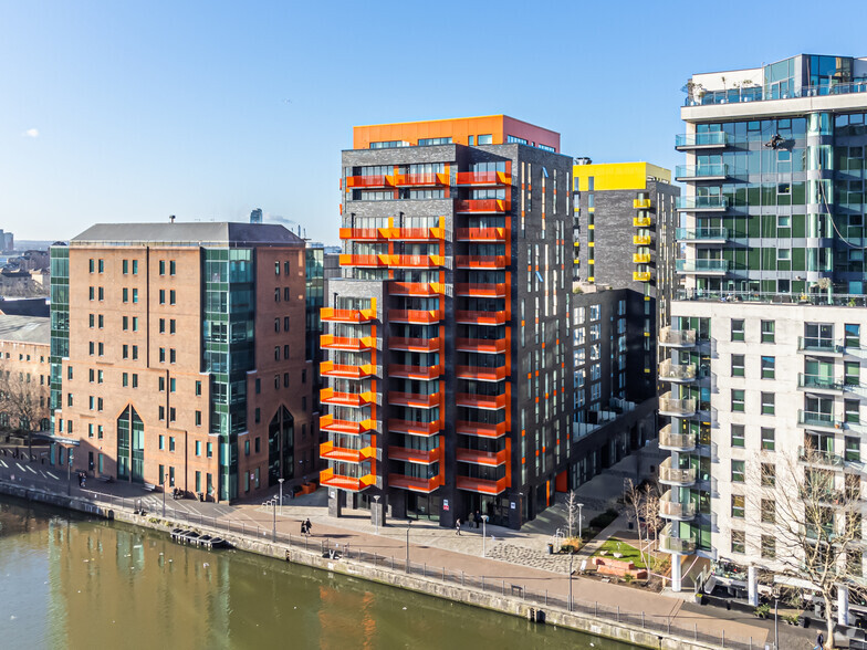 45 Millharbour, London for lease - Building Photo - Image 1 of 8