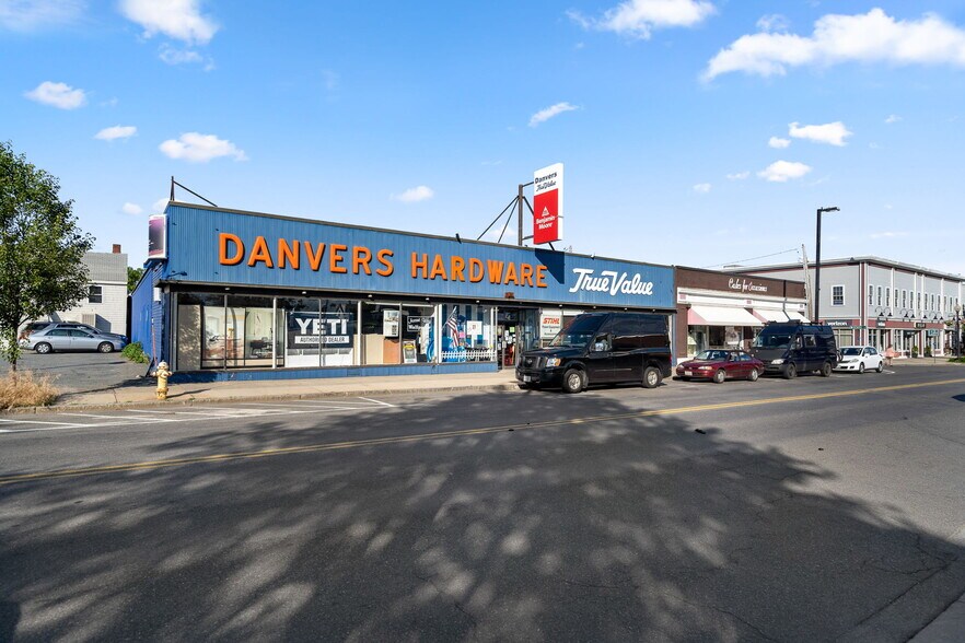 63 Maple St, Danvers, MA 01923 Retail for Sale